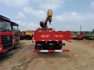 隨車吊市場主流品牌解析 東風華神、徐工、三一與程力的選擇之道