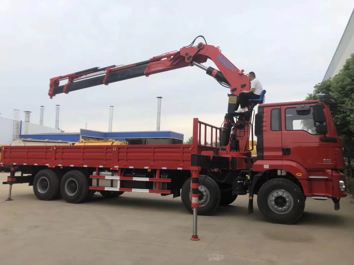 連云港地區20噸前四后八隨車吊市場價格分析與參考