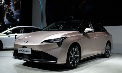 埃安aion s plus亮相車展,繼承概念車設計靈感